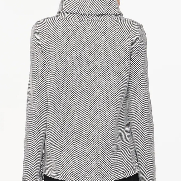 NWT J. Crew Herringbone Pullover Funnelneck Sweatshirt Fleece Lining Sz Small - Picture 2 of 13